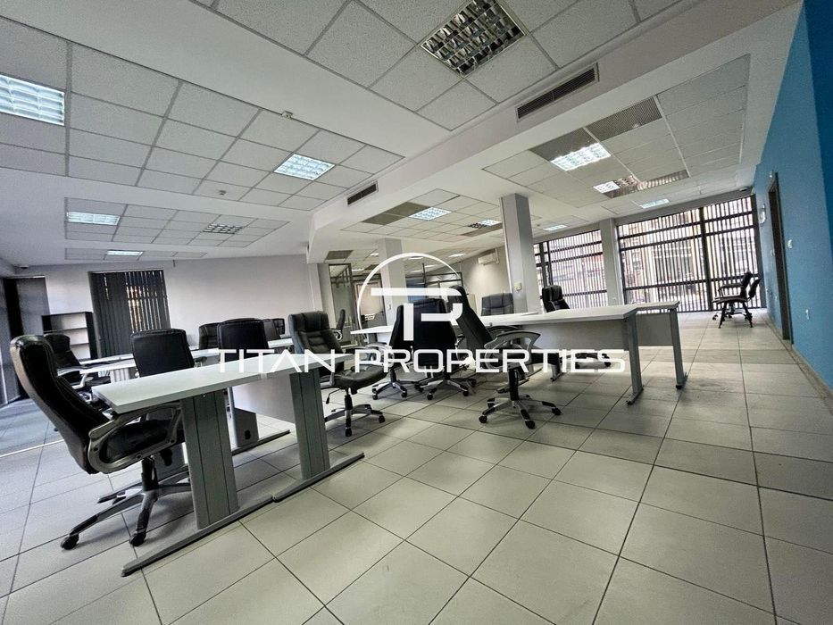 Продава се Офис в Пловдив, Център - 279 кв.м за 867 €/кв.м - Снимка #1