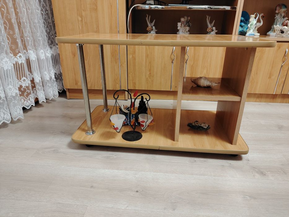 Măsuță in stare buna