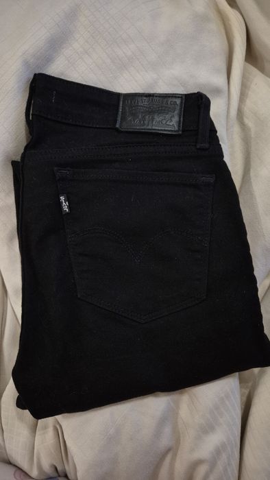 Jeans Levi's 711 Skinny negri