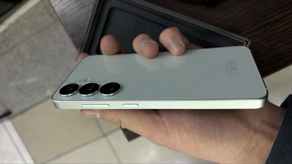 Samsung s25 гарантиямен