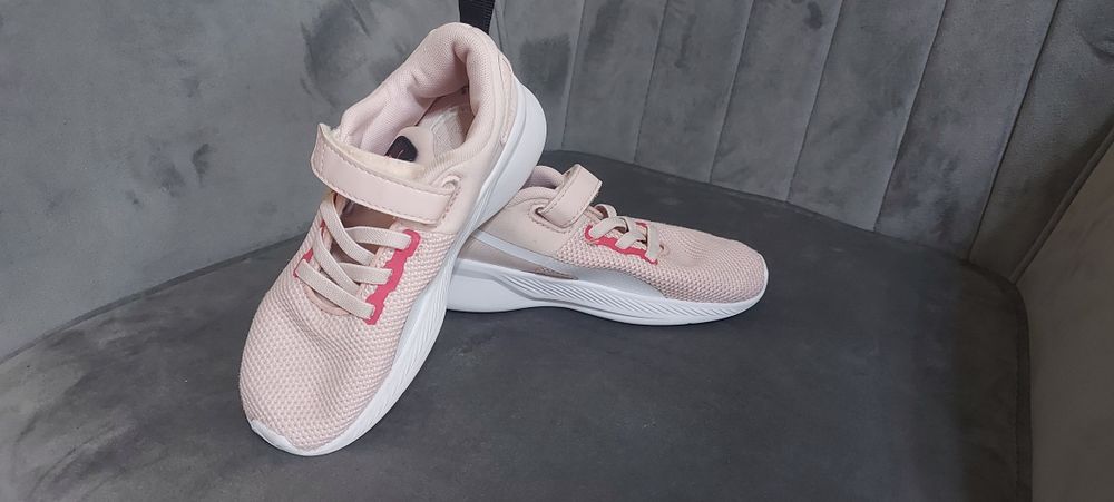 Детски маратонки  PUMA като нови. Размер  27 _2 бр и 29 номер 2 бр