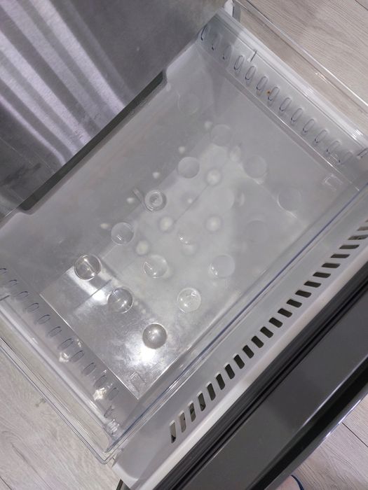 Продам холодильник Haier