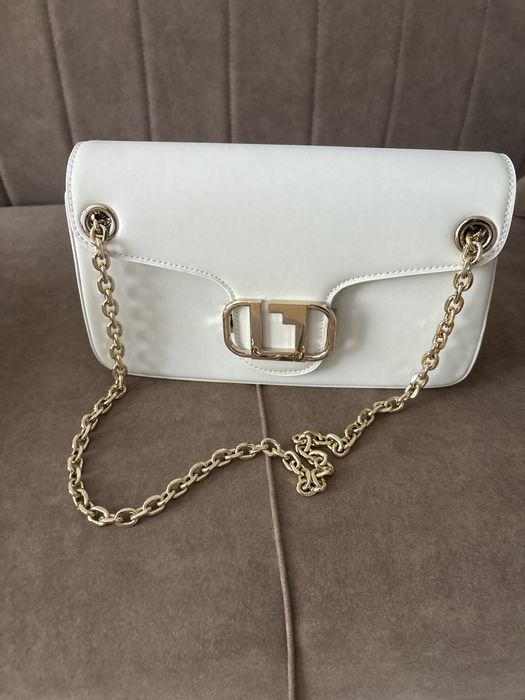 Продам сумку женскую