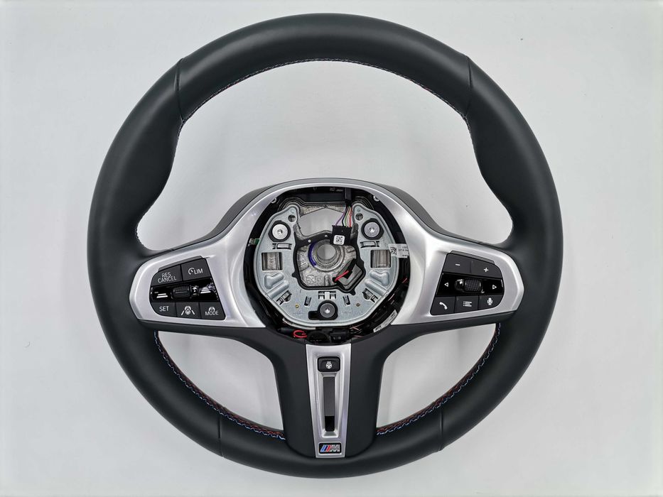 M Sport Спортен Волан BMW G20 G21 G22 G26 i4 G30 G31 G14 G01 G11 G05