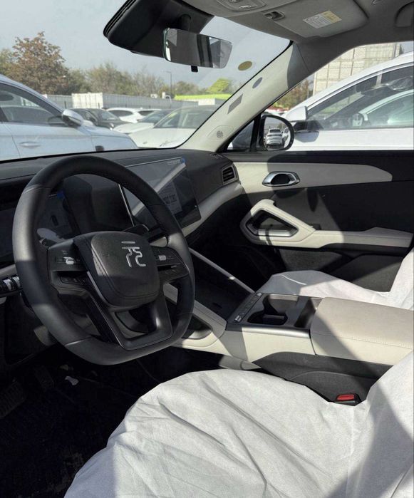 BYD Yuan up 401zapas xod