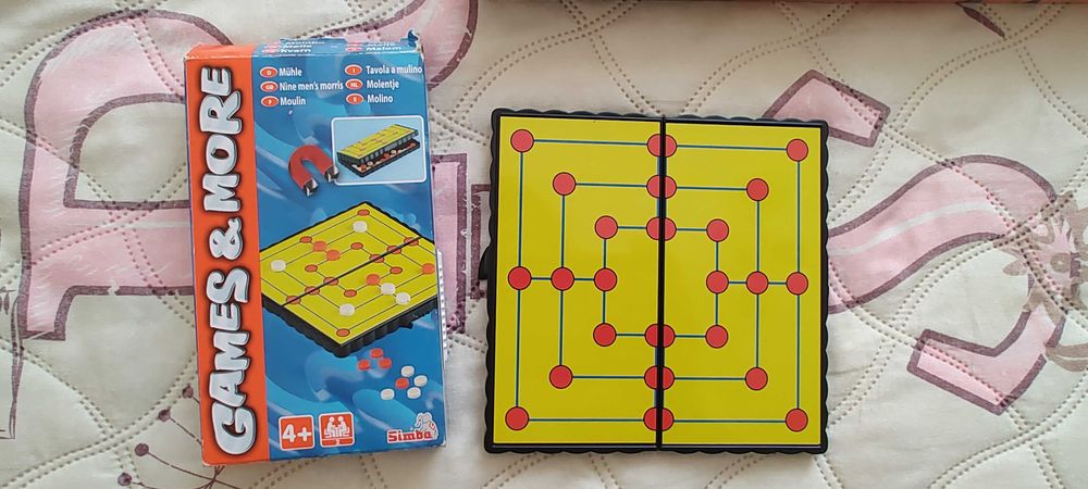 Шах,домино и магнитна мини игра