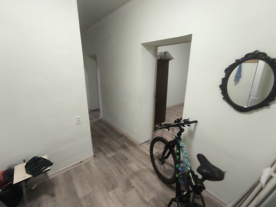 продам 2х комнатную старого типа