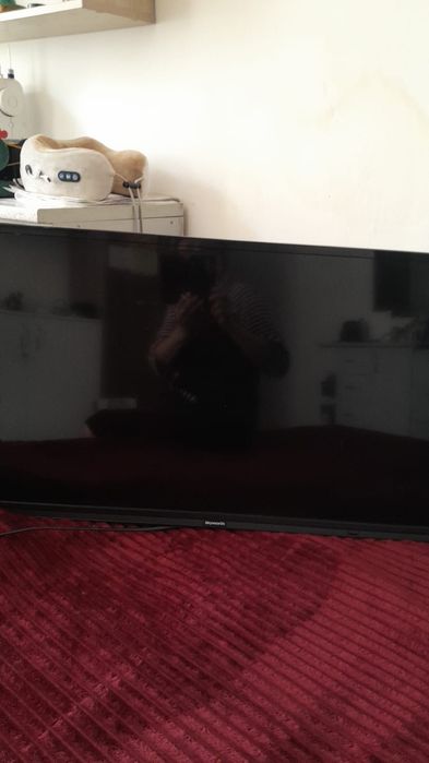 Продам телевизор