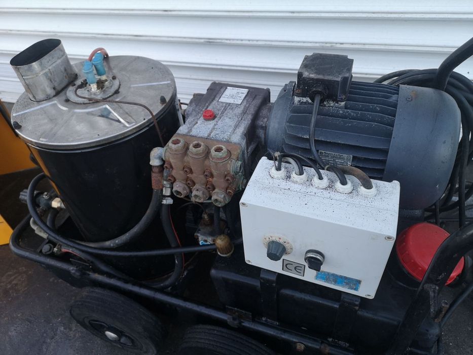 Пароструйка  CLENA/InterPomp 200 bar15l/min 380V Керамика Бута