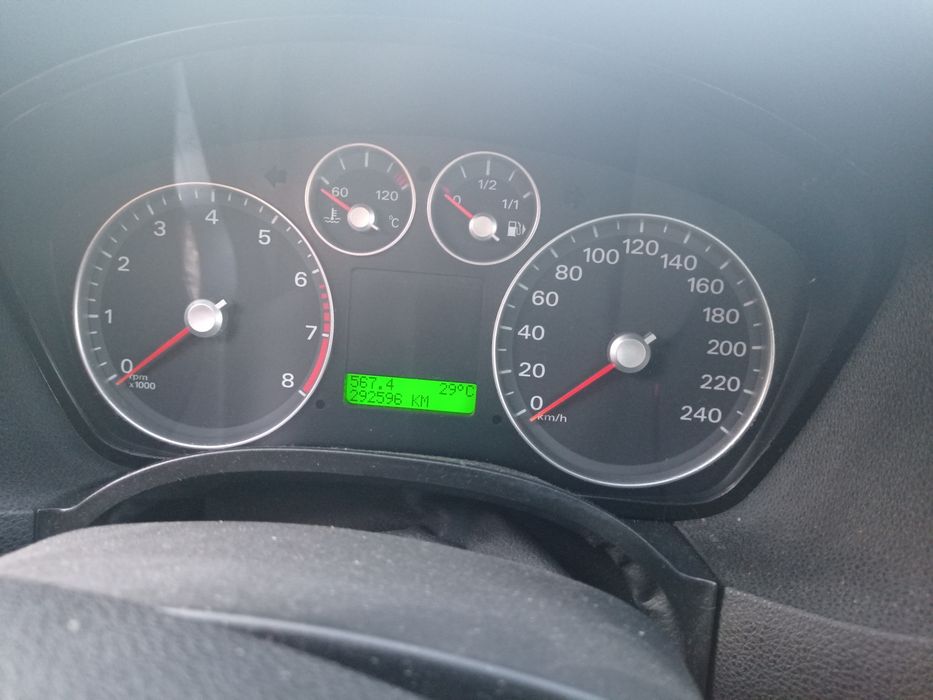 Ford focus ll...