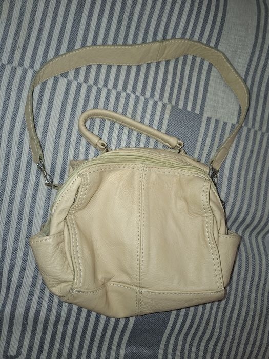 Продаются 4 сумочки за 4000тг