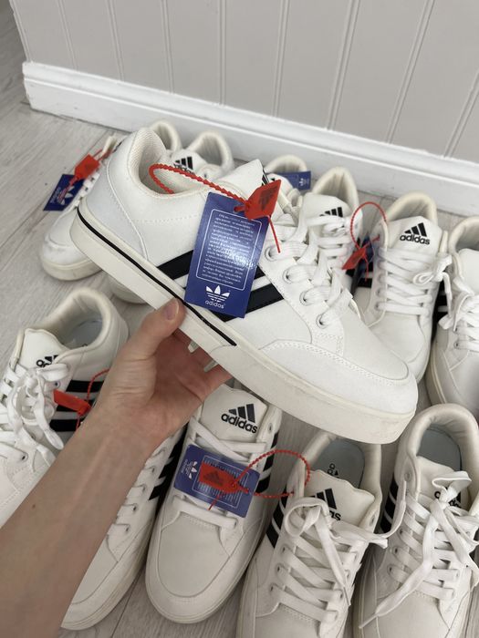 Крассовки Адидас