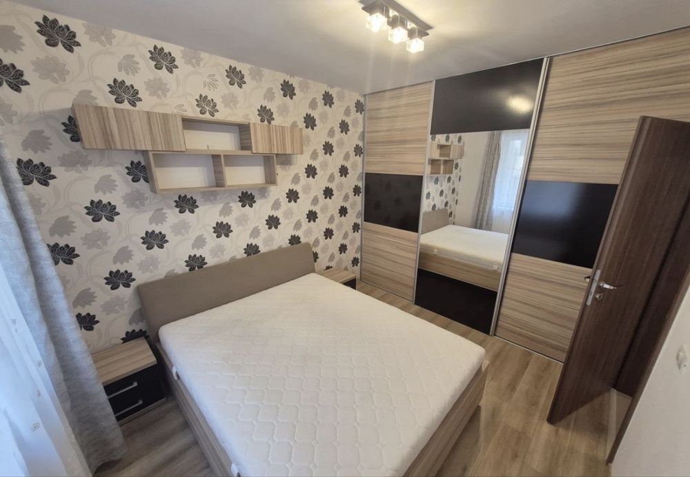 Apartament Giroc zona Peny, 2 camere decomandat