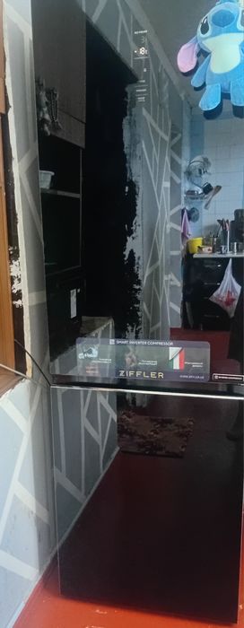Холодильник  срочно продам