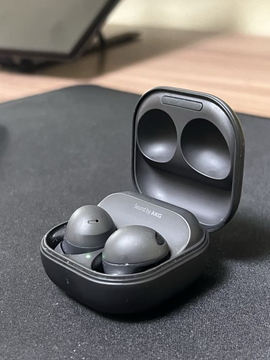 Galaxy buds 2 pro!Чехол BMO!Срочно продаю/Если не купят дам брату!!!