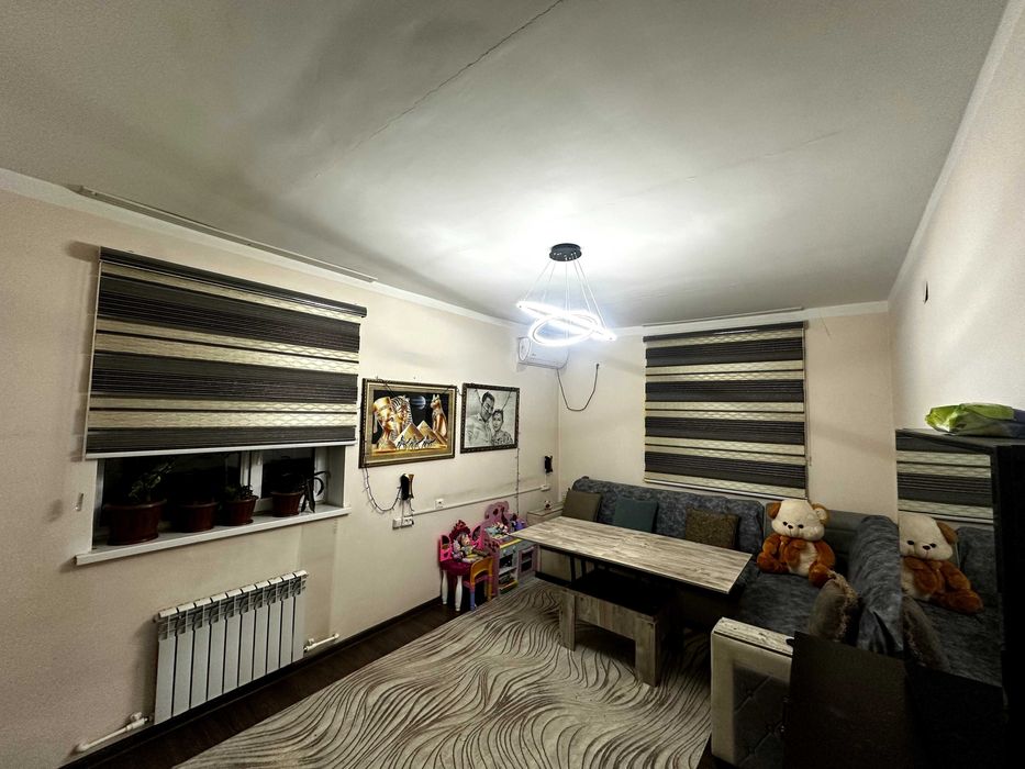 Уз уйимми сотаман СРОЧНО Янгихает 7А, 3 хона 1 этаж  - 70 000 у/е