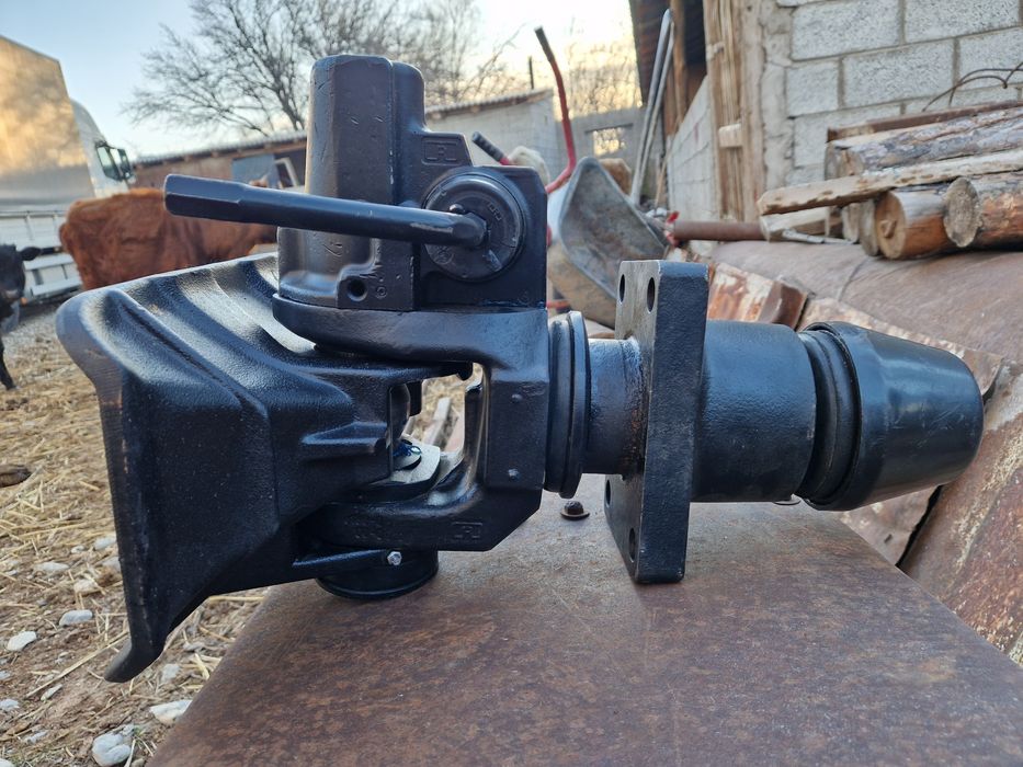 Евра Фаркоп ROCKINGER 48