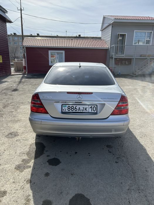 Мерседес W211 ..