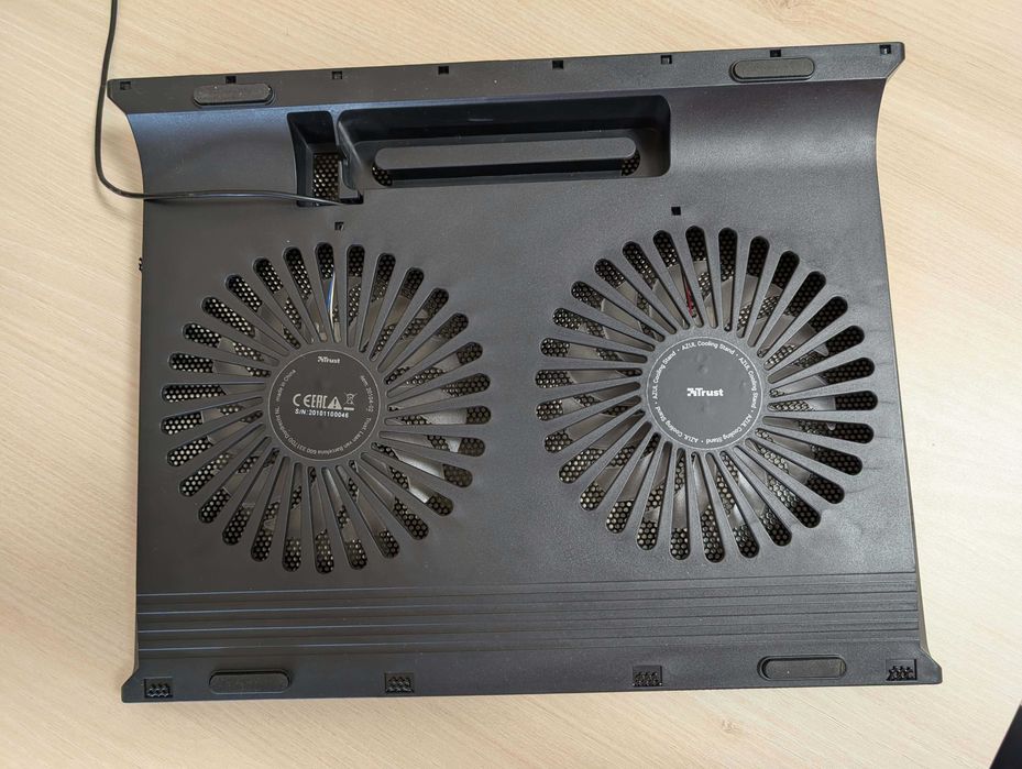 Cooler laptop Trust Azul 17.3 inch, 2 ventilatoare