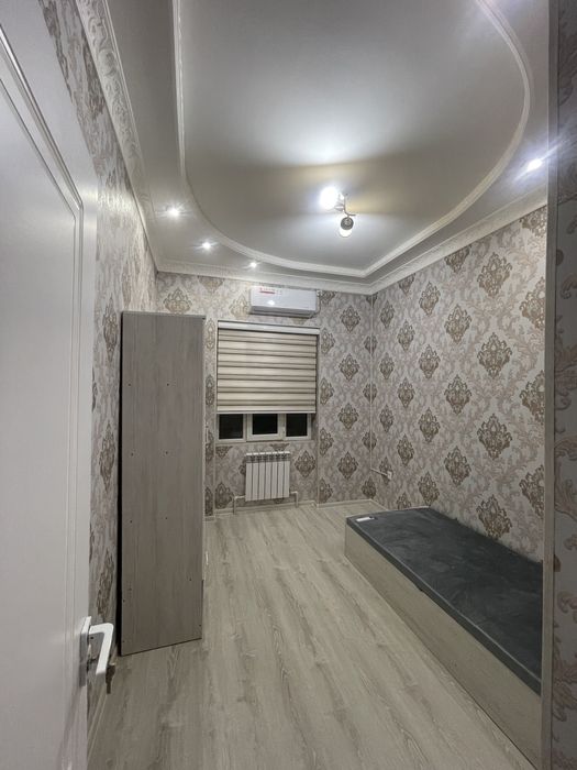 Аренда, участок 4 комнаты + кухня и двор