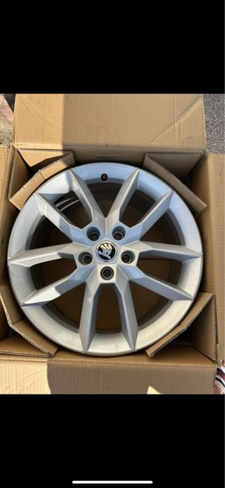 Janta Skoda Octavia Gemini model Vrs/Rs 7,5jx18et51 2 buc disponibile