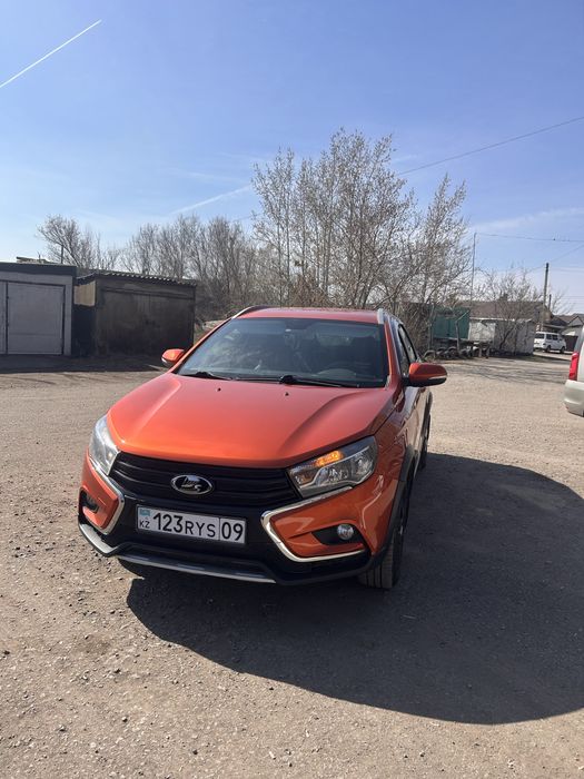 Веста св кросс 2018