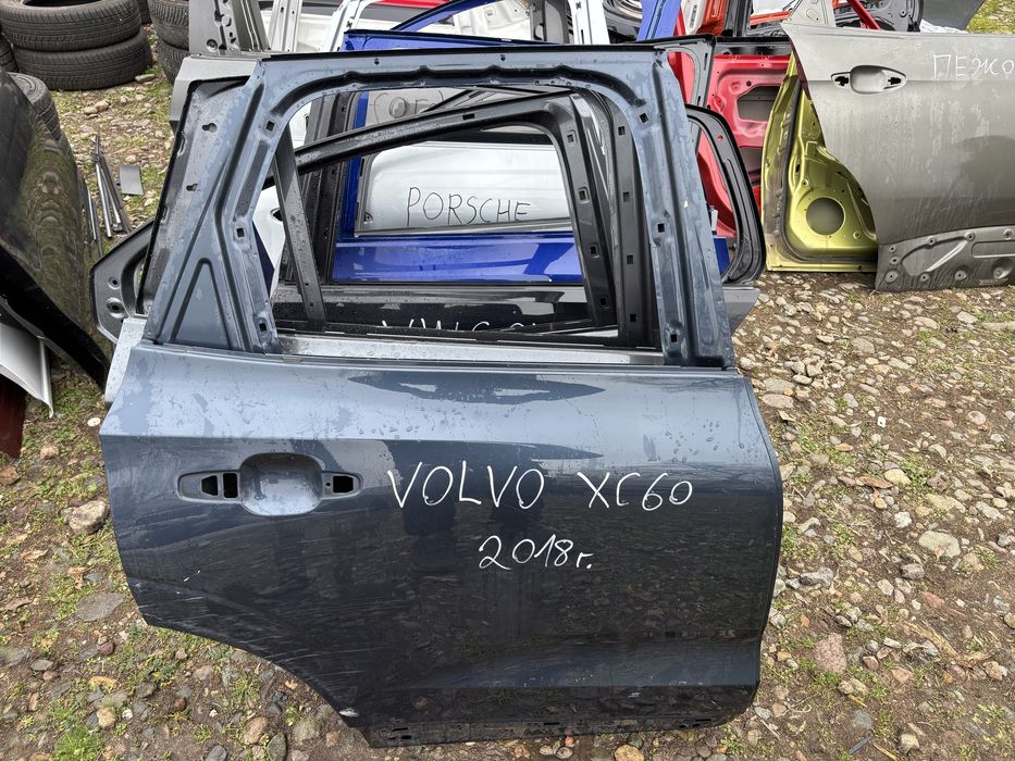 Врата Волво ХЦ60/Volvo XC60 2