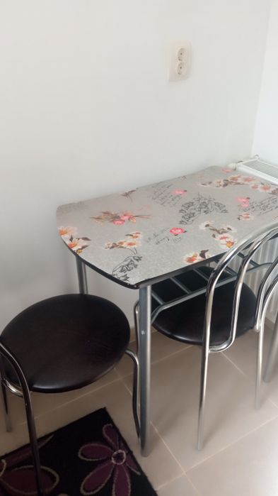 Apartament de închiriat