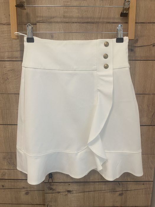 Бяла пола Pinko