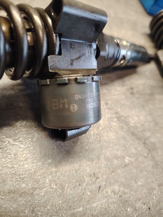 Vând injectoare audi .,vw passat,.golf5 , 2.0 Pd 140 cai
ID #