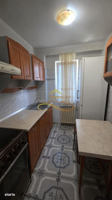 De vanzare apartament 2 camere,etaj 2, zona Strada Orizont