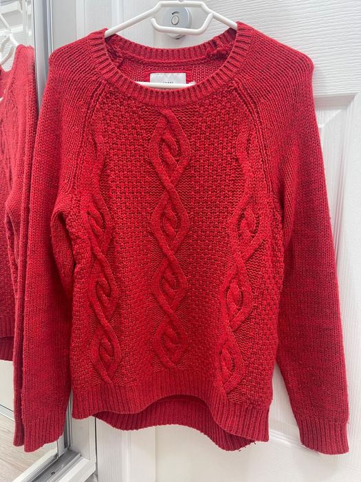 Pulover rosu , 45 % lana