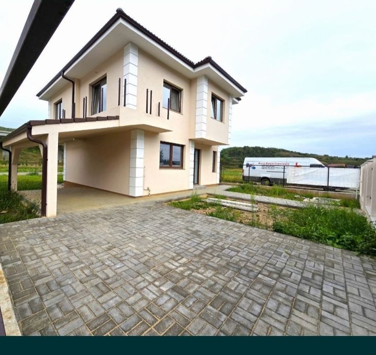 Casa de vanzare 400 mp teren