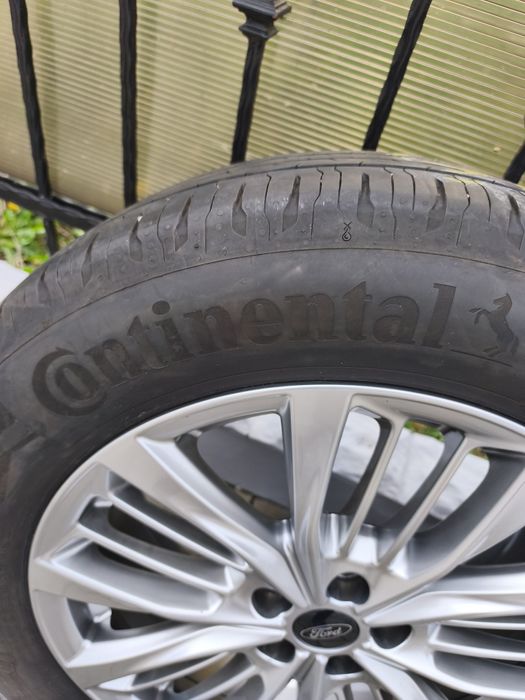 Roți originale Ford Kuga R18