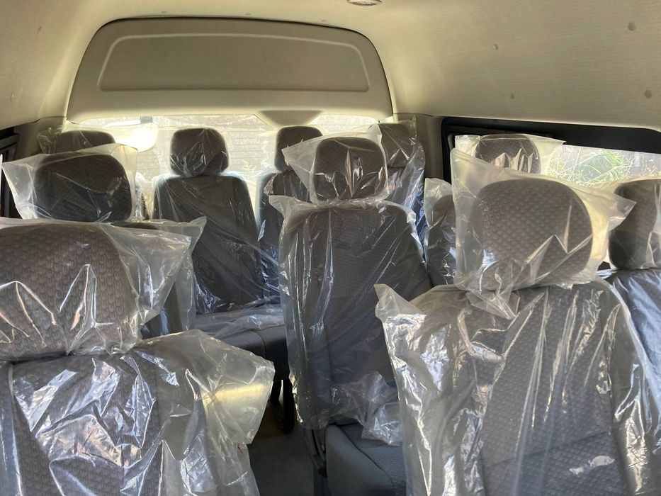 Ekonom klass Mikroavtobus xizmatlari O'zbekiston bo'ylab sayohat qilin