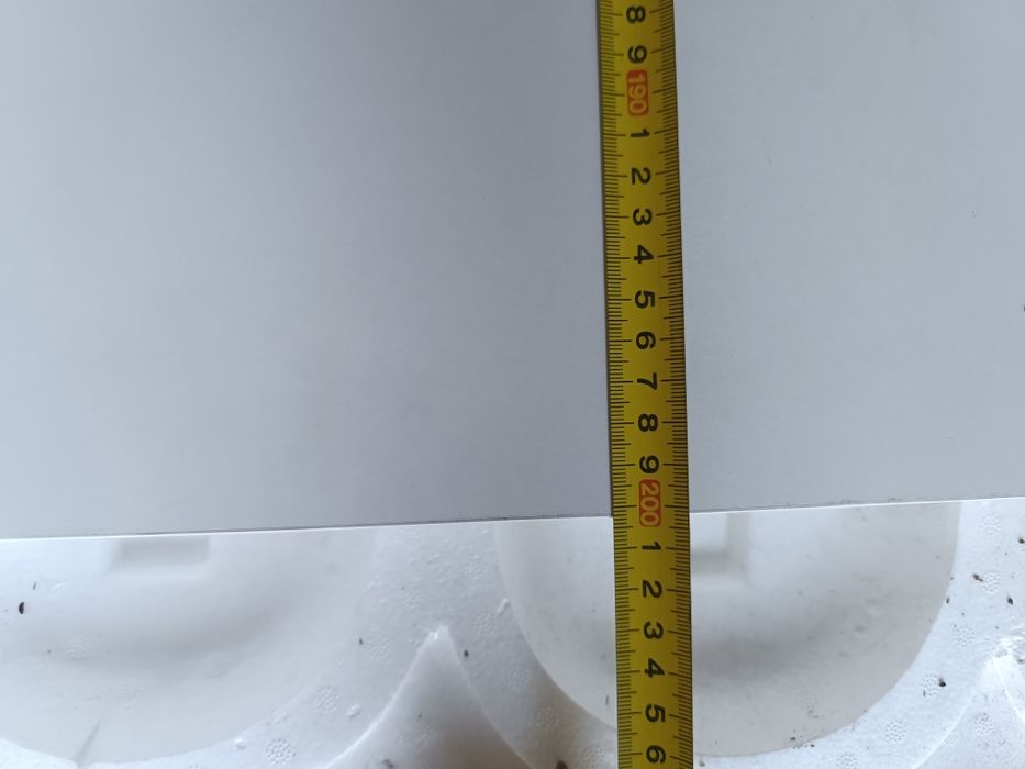 Стол без ножки 2 шт 2*0,9м. 2,7*1.3м