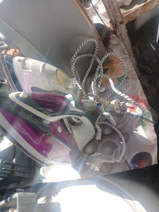 Утюг фырма санио.