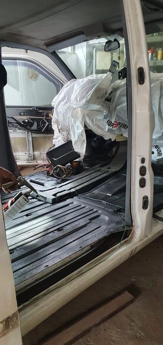 Service auto Tinichigerie Vopsitorie etc.  Tobe Eșapament