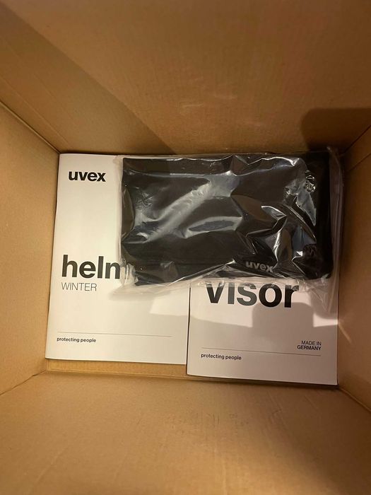 Casca de schi UVEX Rocket Jr Visor 51-55 !!! NOUA !!!