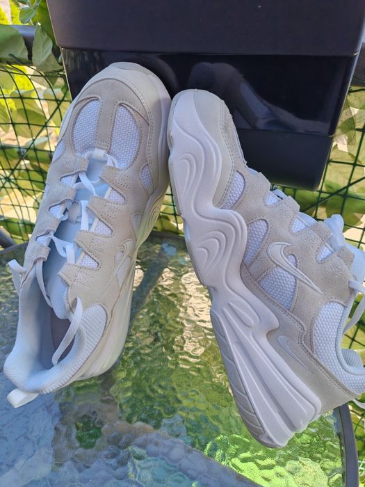 Adidași Nike Tech Hera White / Beige - Mărimea 45.5 (30 cm) - Originali