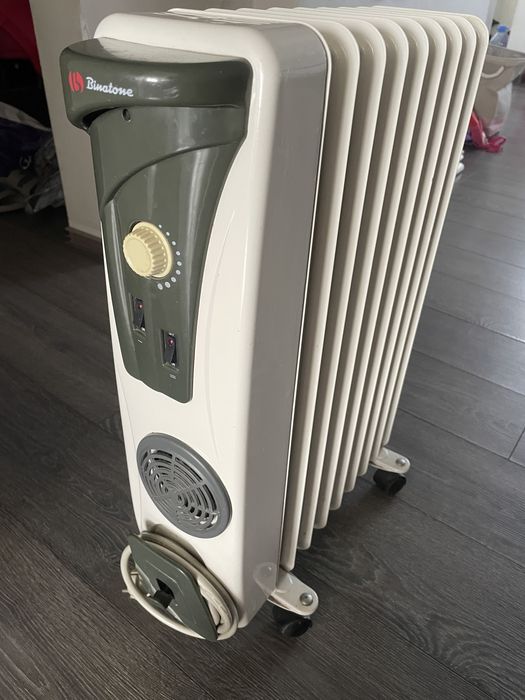 Продам масляный радиатор, обогреватель.