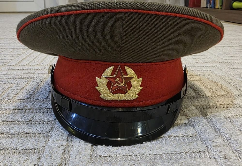Фуражка офицера СССР