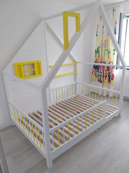 Pat Montessori copii din lemn masiv – la comandă | Livrare în toată ța