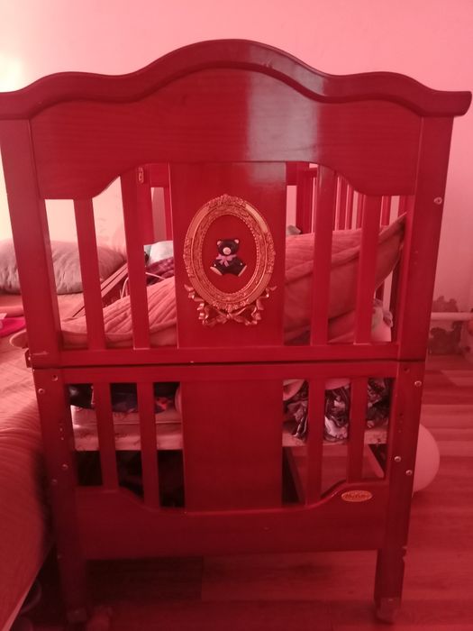 Продаются деское кровать