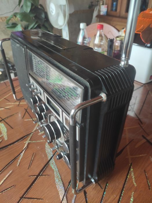Grundig Satellit 1400 Profesional