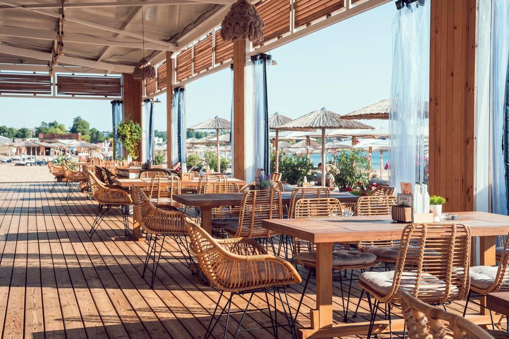 Продава се Заведение в Бургас, Долно Езерово - 200 кв.м за 1987 €/кв.м - Снимка #8