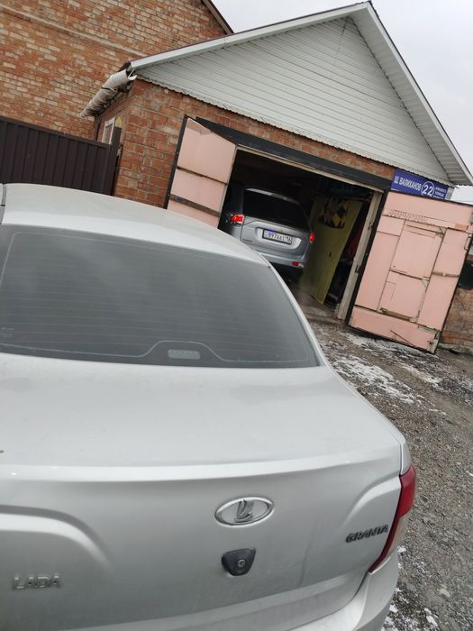 Продам Лада Гранта.