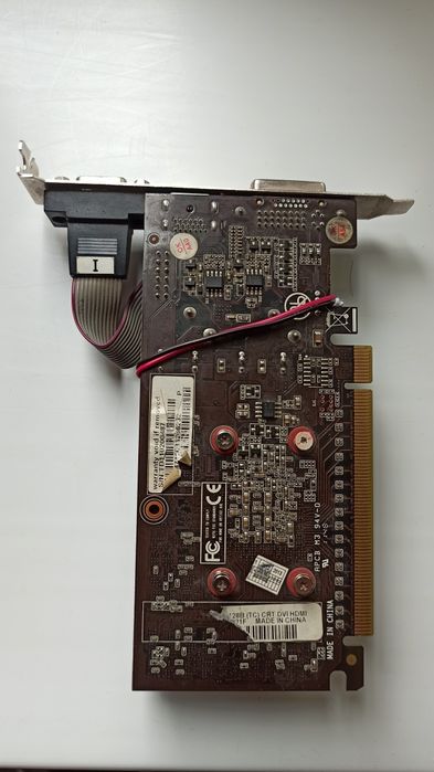 Videokarta GT430 2GB,GT 520 1GB