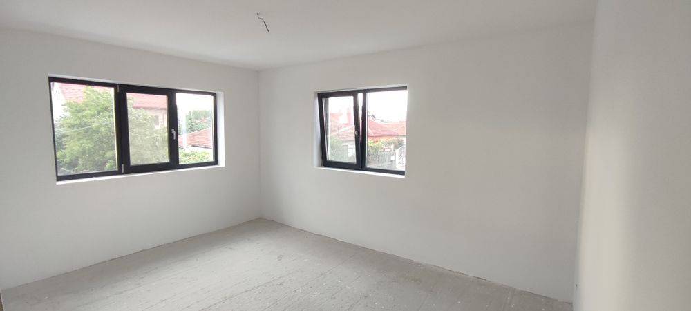 Casă noua ,P+1 semicentral Târgu Jiu | 112 mp | teren 408 mp |