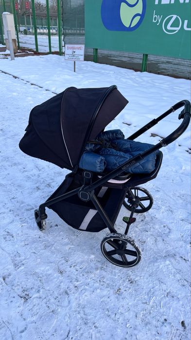Продам каляску состояние хорошая